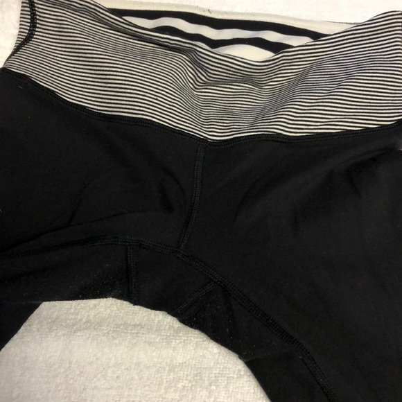 Lululemon wunder under size 4 - Picture 3 of 7
